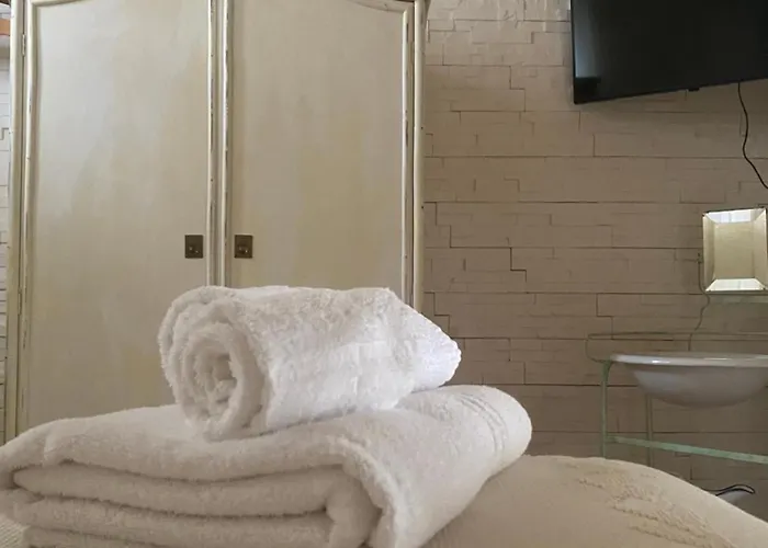 La Vecchia Scuderia Di Catrin E Carol *